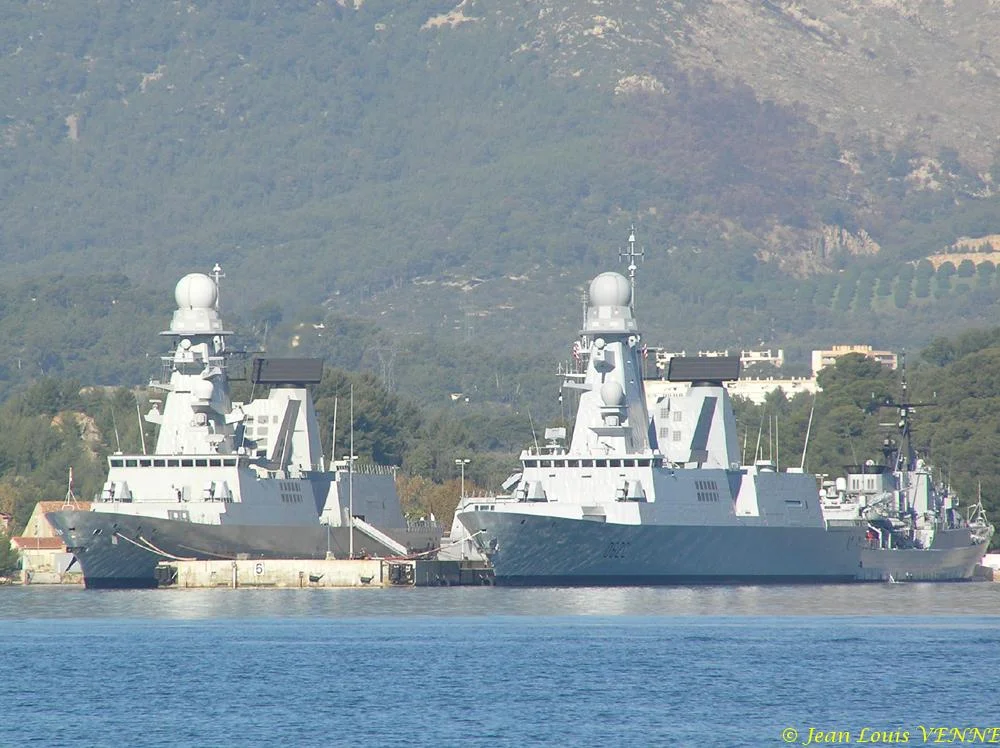 L'Andrea Doria et le Forbin