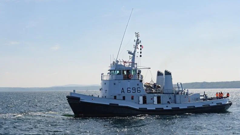 Le remorqueur côtier Buffle