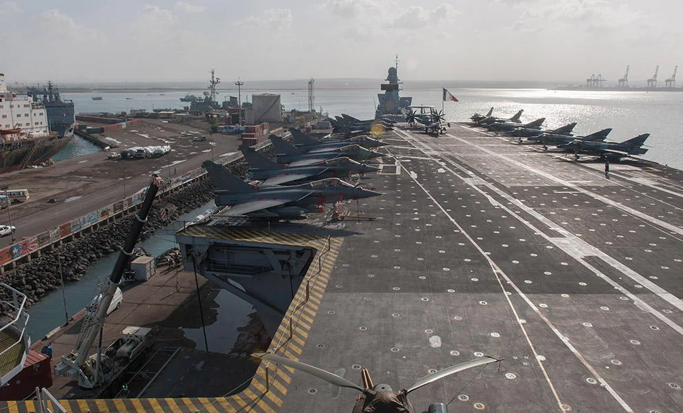 Les bâtiments de la Mission Bois Belleau en escale à Djibouti