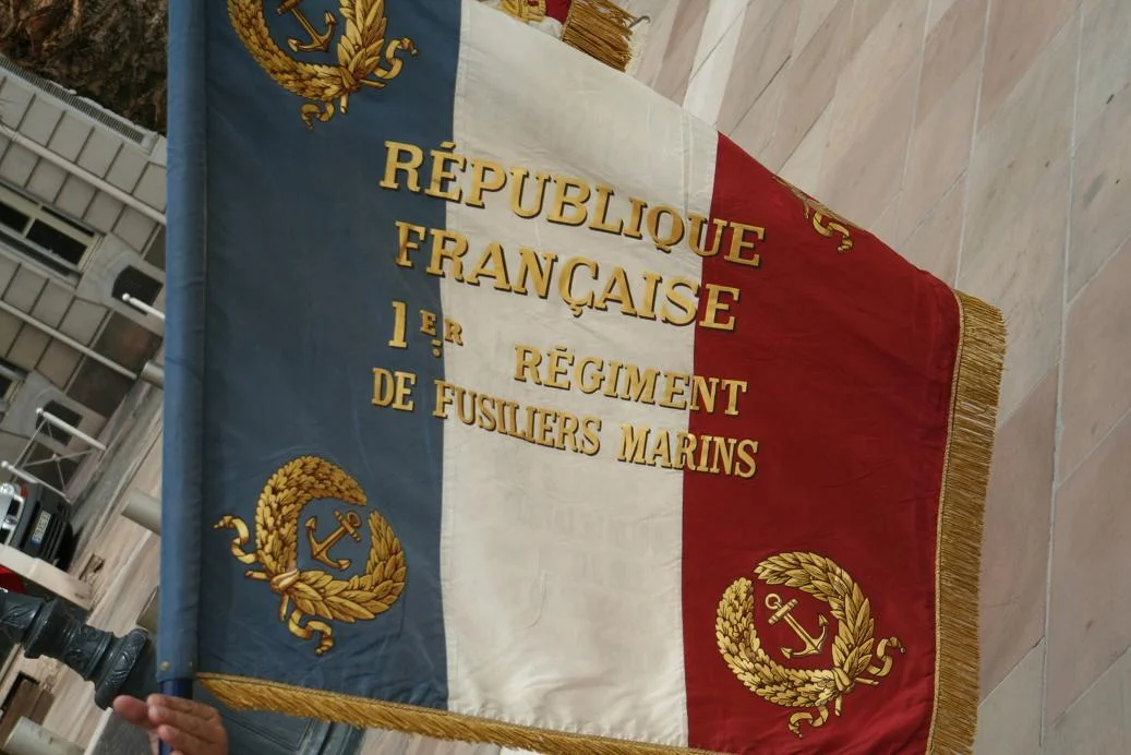 Le drapeau du 1er Régiment de fusiliers-marins