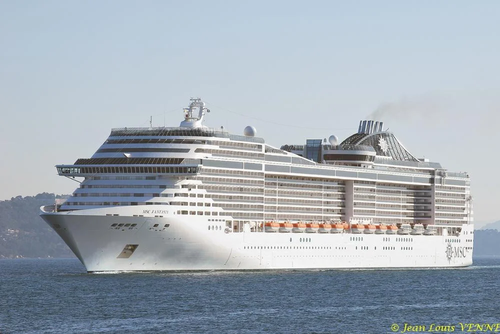 Escale surprise du MSC Fantasia à La Seyne sur Mer