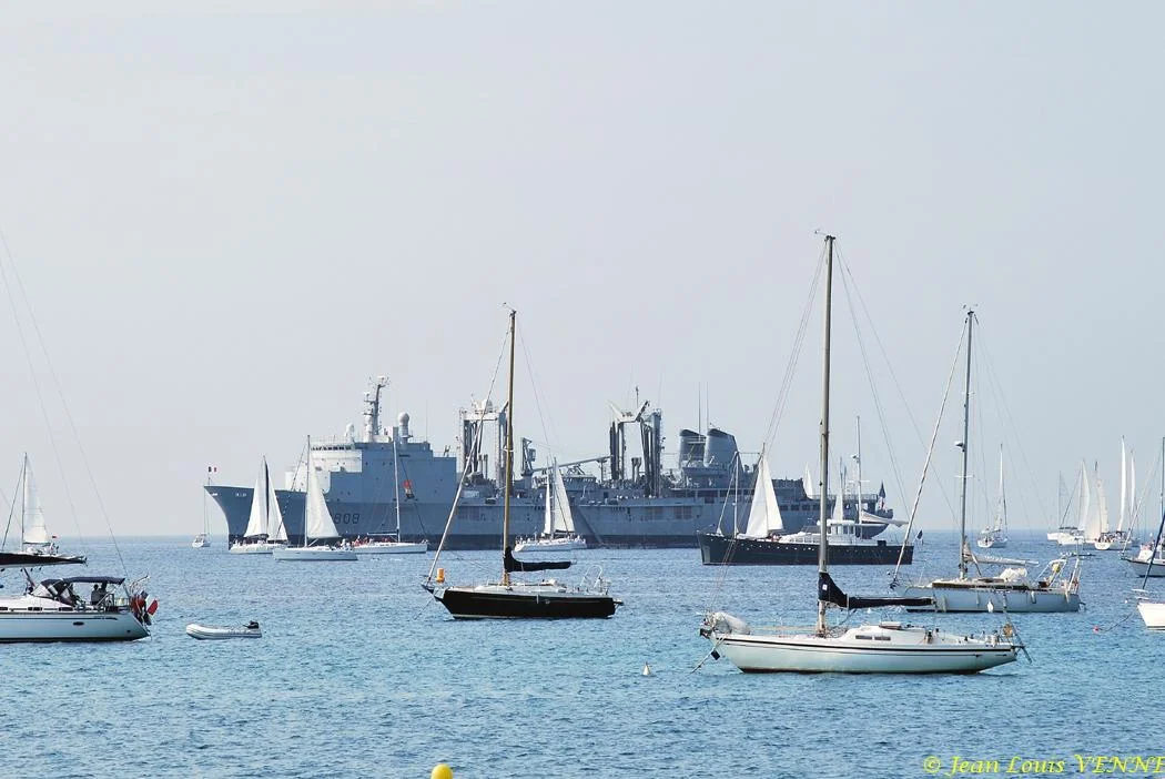 Le BCR Var au mouillage en rade de Bandol