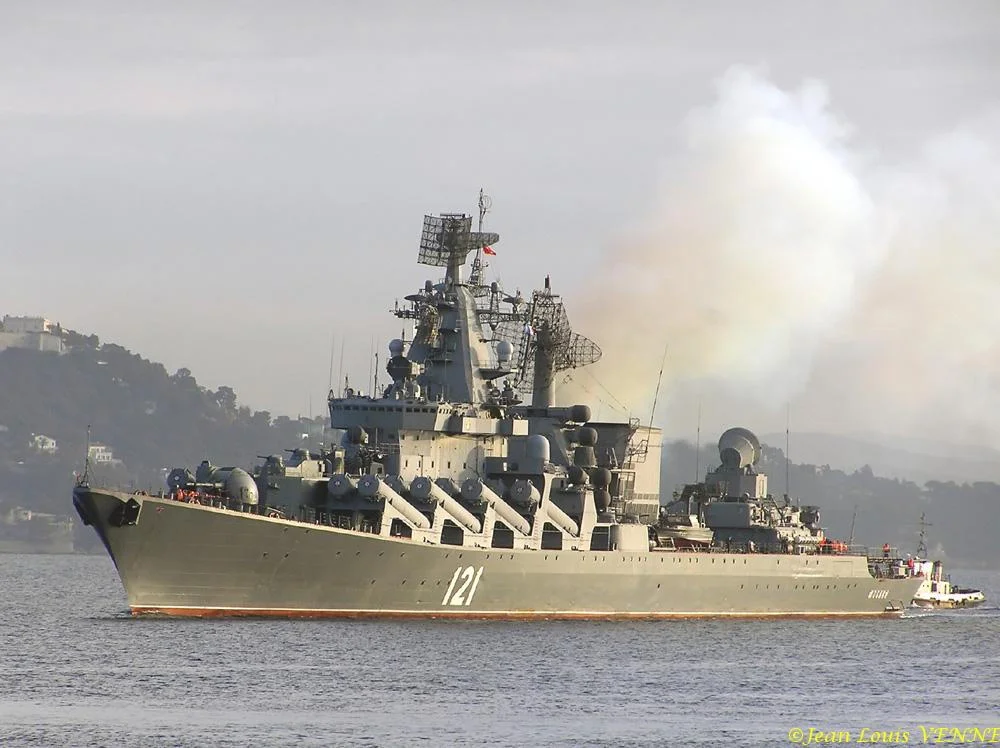 Arrivée Ã  toulon du croiseur Russe Moskva