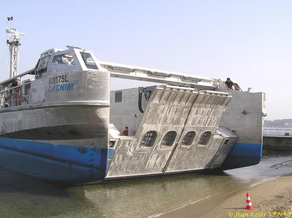 Le nouveau catamaran de débarquement de la CNIM