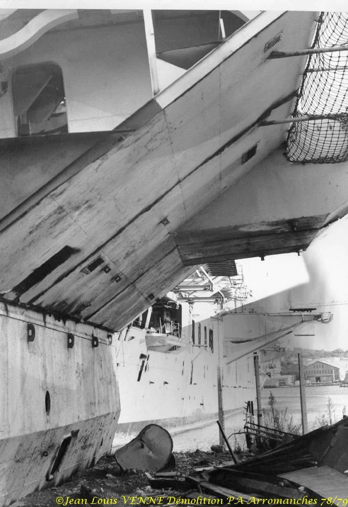 Démolition de l'Arromanches