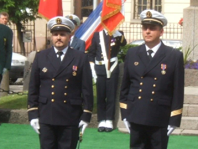 Les instructeurs de la PMM Belfort décorés lors de la cérémonie