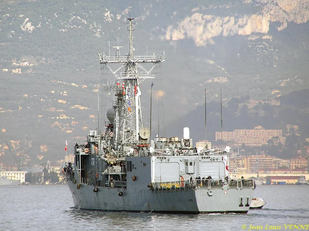 La frégate polonaise GENERAL K. PULASKI