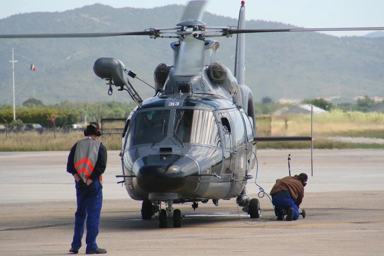 Les 4 hélicoptères se posent