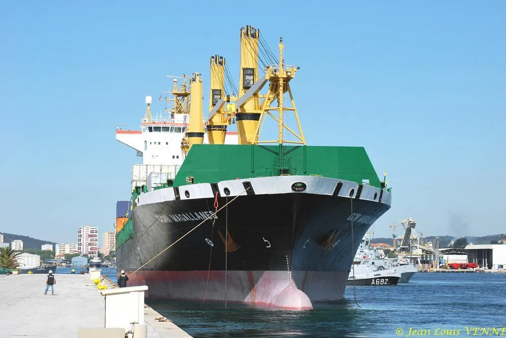 Arrivée à Toulon du porte-conteneurs Magallanes