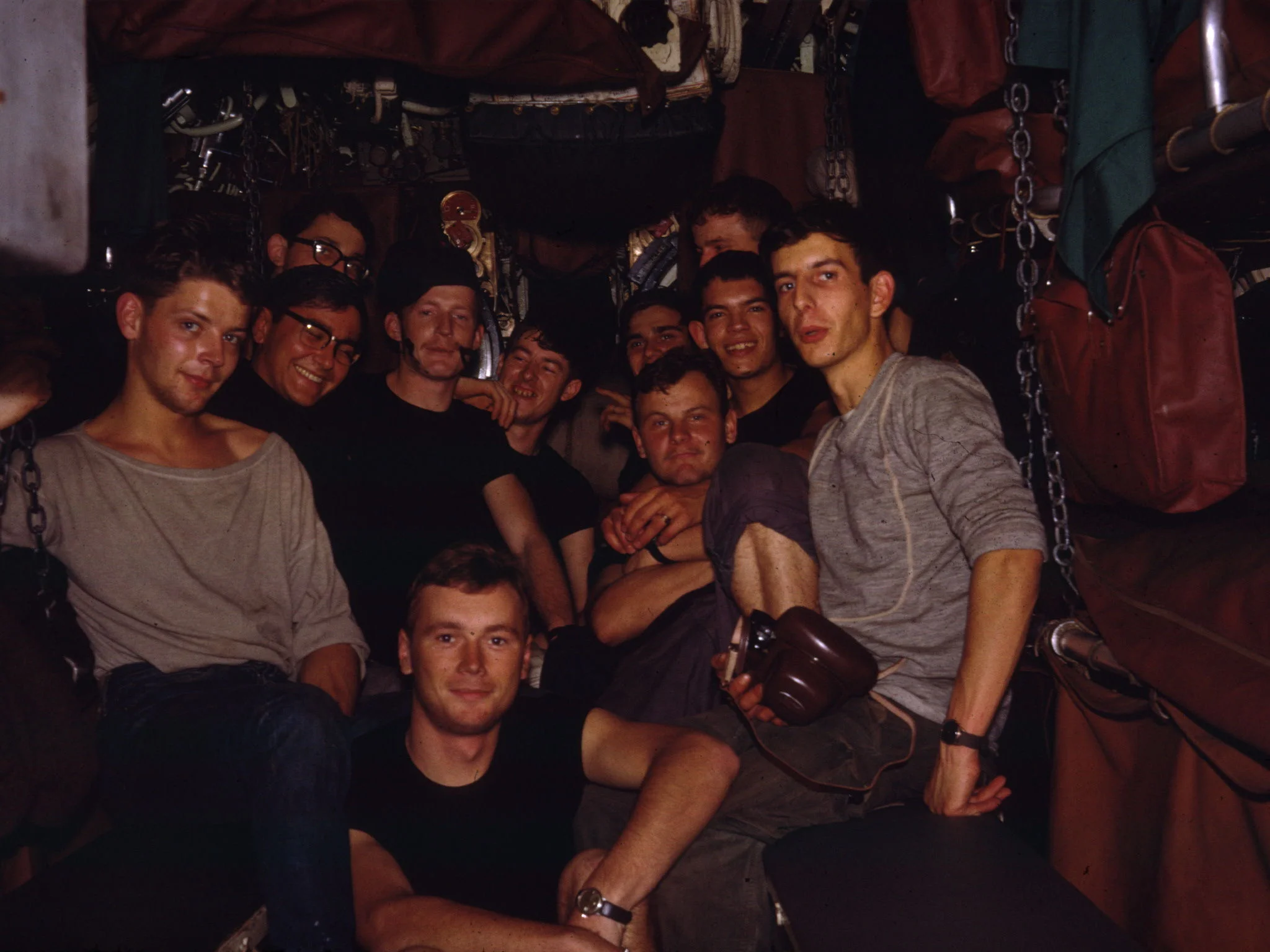 Une partie de l'équipage au poste avant