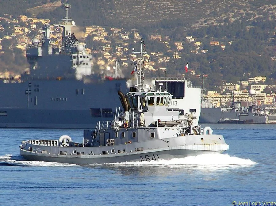 Remorqueurs en action