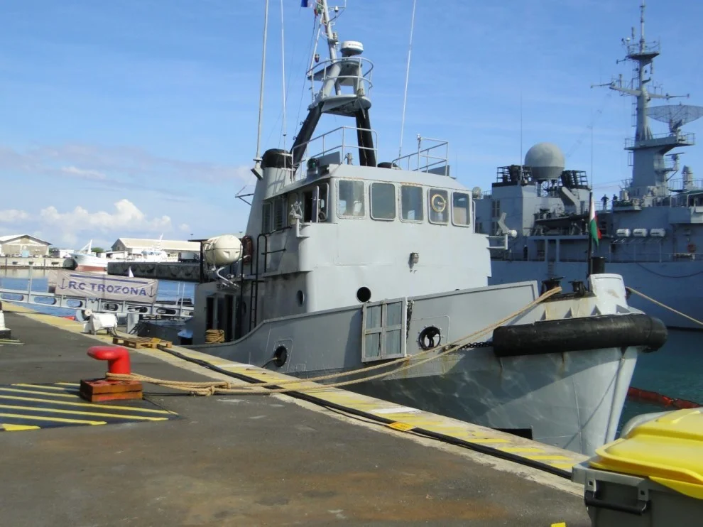 Le remorqueur malgache « Trozona » en escale à La Réunion