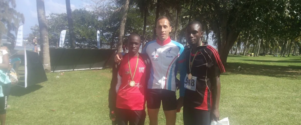 Un marin se distingue lors du Marathon de Maurice