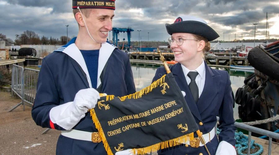 Le fanion de la PMM de Dieppe