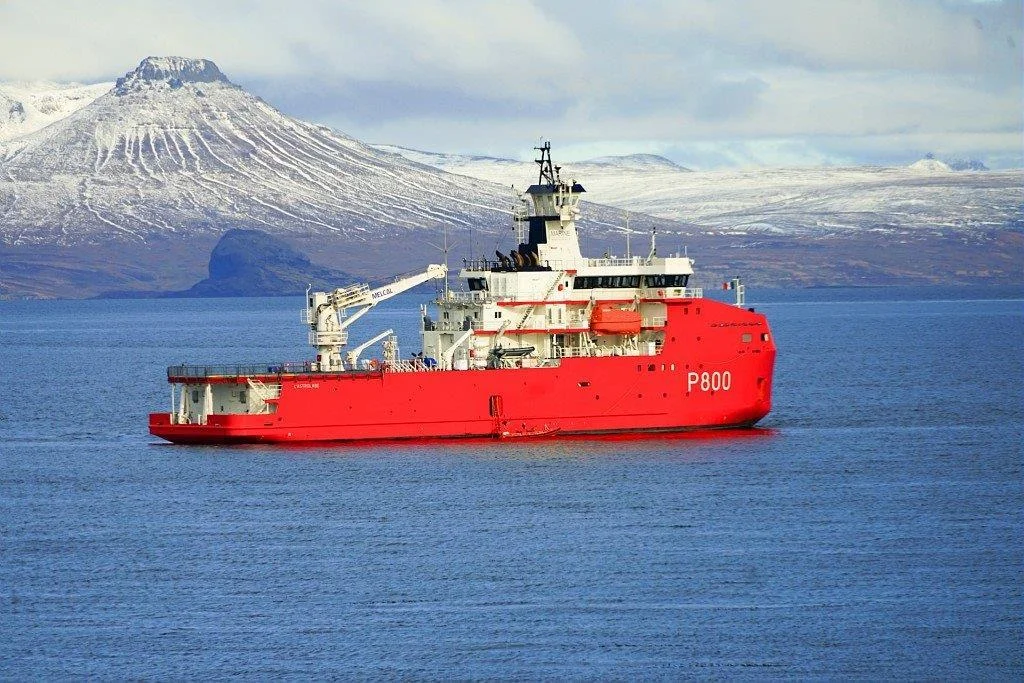 Le patrouilleur polaire L’Astrolabe