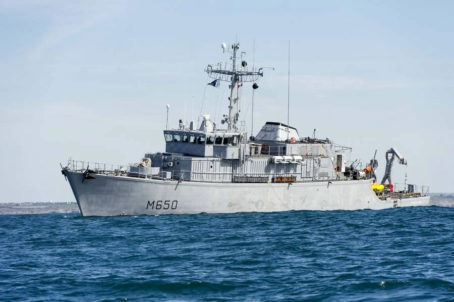 Le chasseur de mines tripartite Sagittaire