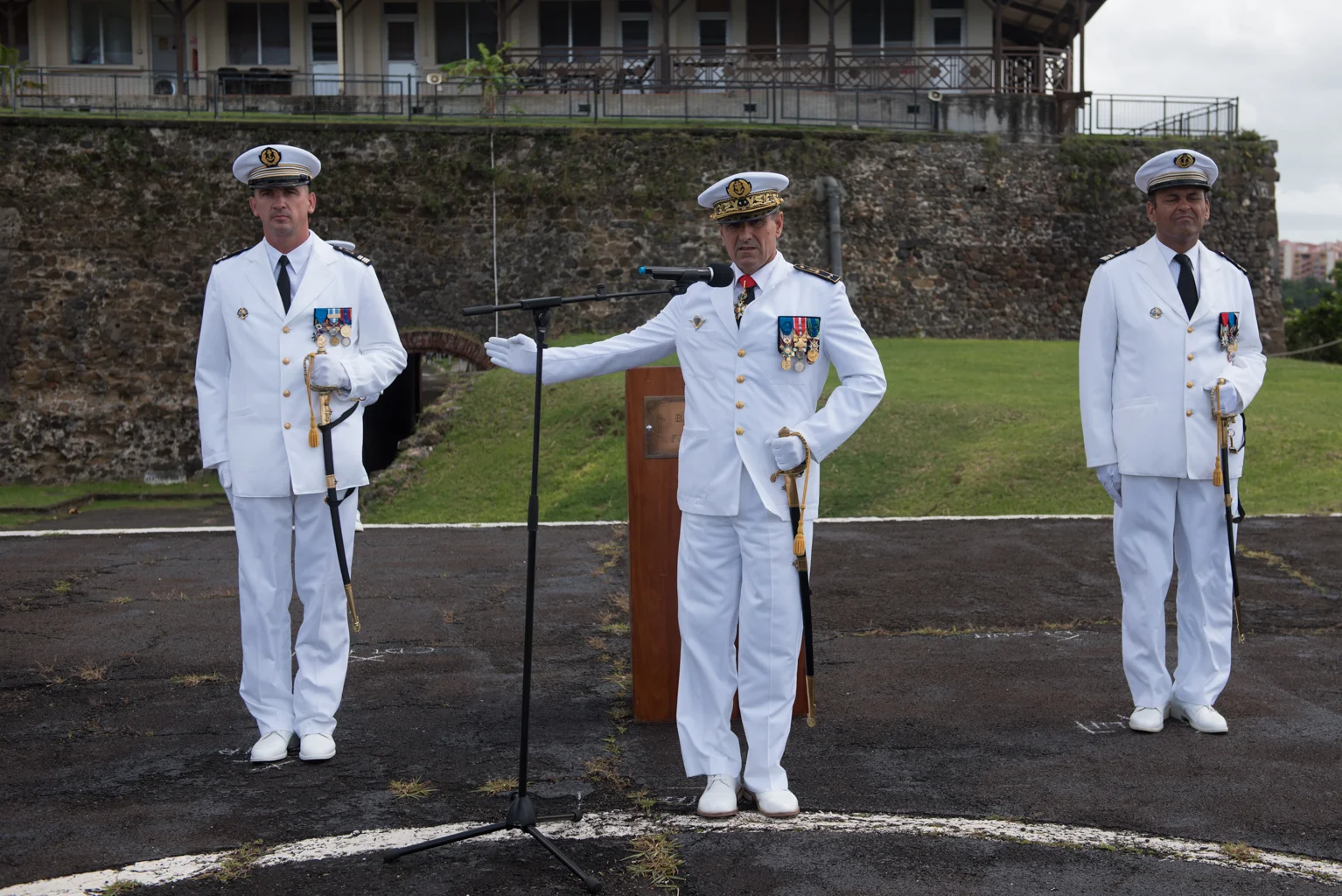 Prise de commandement du capitaine de frégate Sébastien Goinère, nouveau commandant de la Base Navale de Fort-de-France