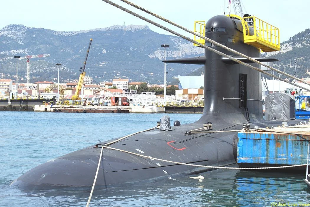 Le sous-marin malaisien KD Tun Razak