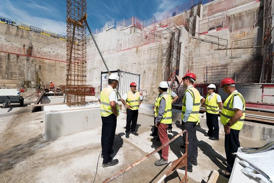 L’amiral Christophe Prazuck CEMM visite les infrastructures d’accueil des Barracuda