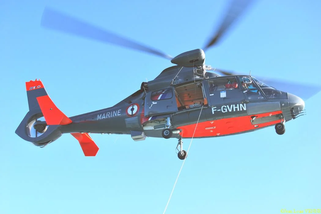 L'hélicoptère Dauphin de service public
