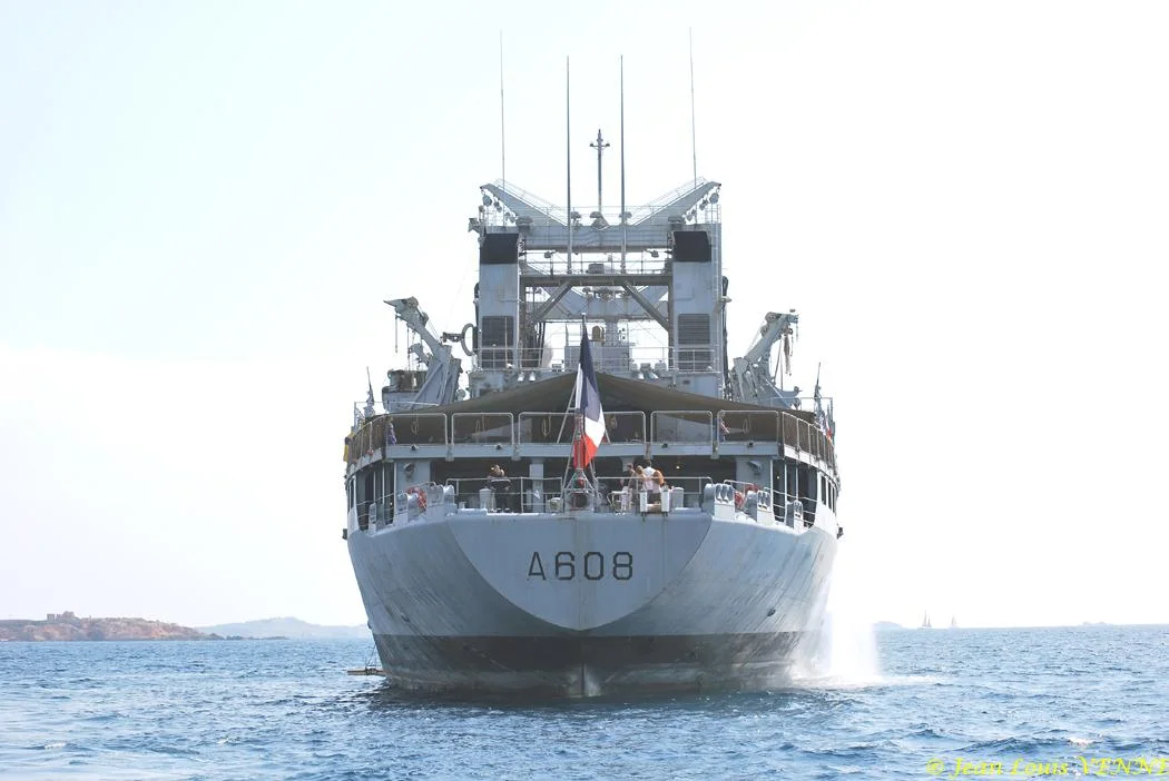 Le BCR Var au mouillage en rade de Bandol