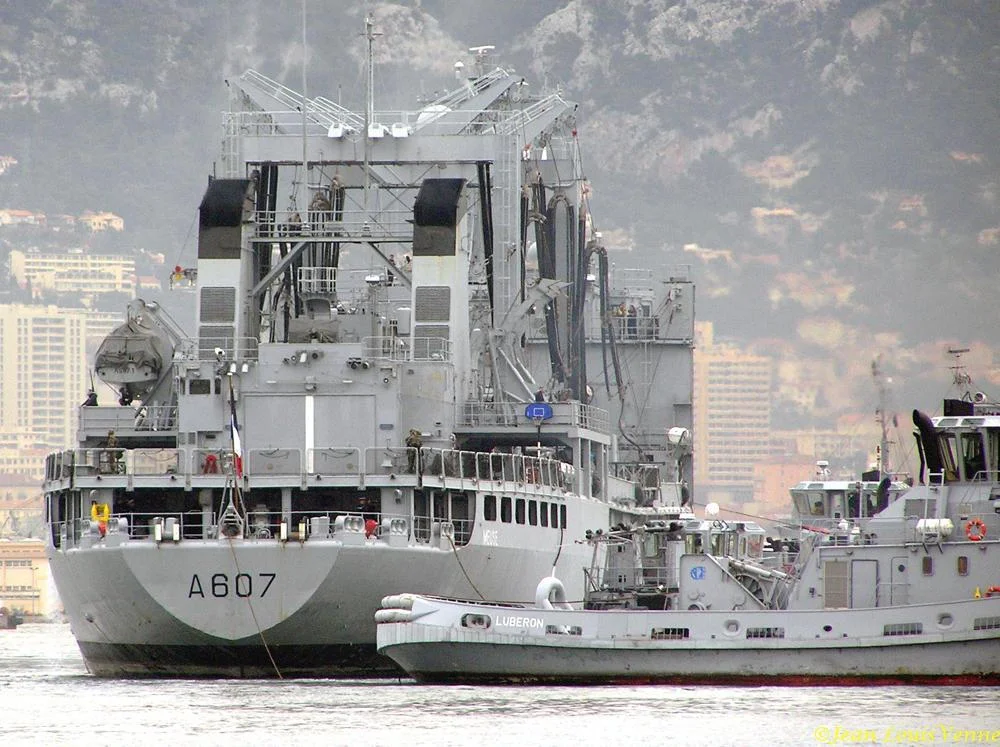 Remorqueurs en action