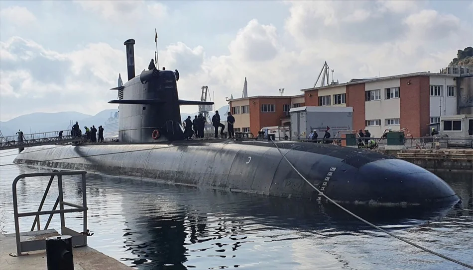 Le sous-marin espagnol Isaac Peral