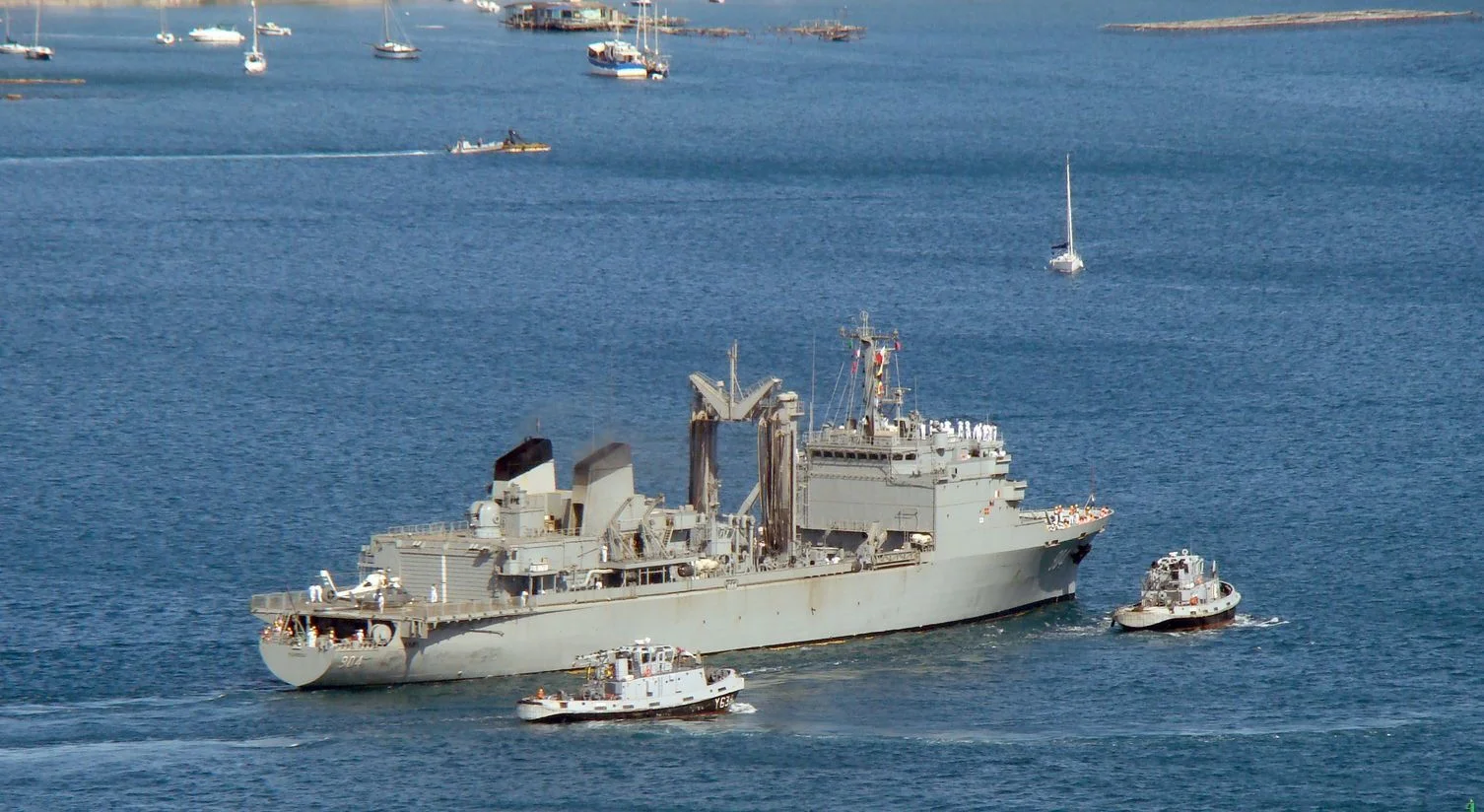 Arrivée du pétrolier ravitailleur « Yonbou »