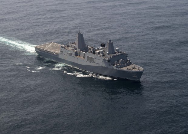 Le navire d’assaut amphibie américain USS New Orleans